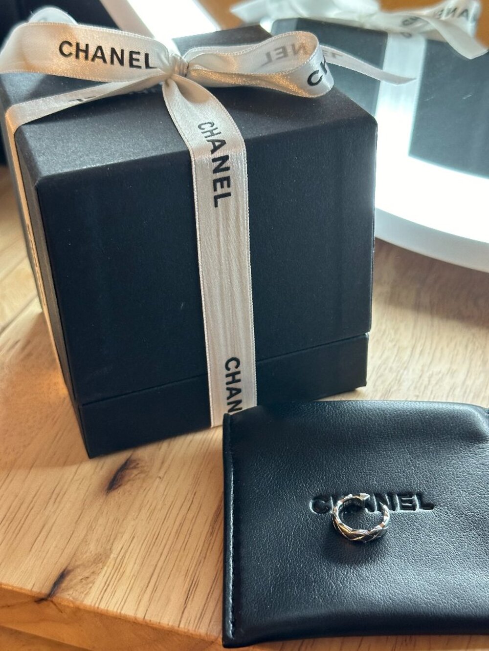 Chanel Coco Crush Single Earcuff